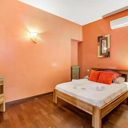 With Sauna At Border Of Monaco Apartment *